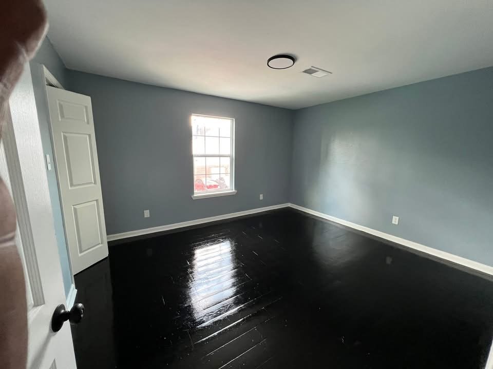 Baker Townhome: 1014 Seville Ave