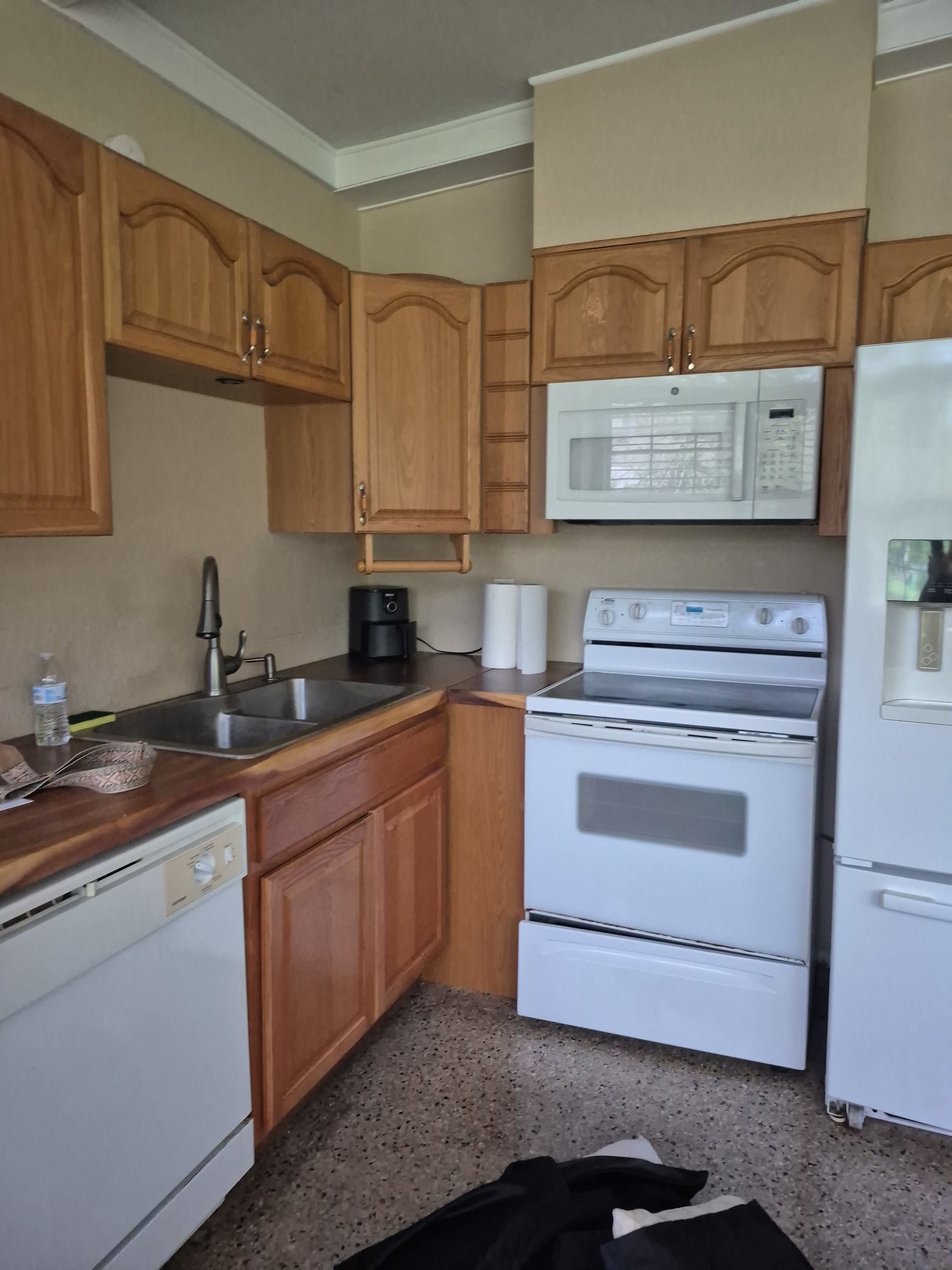 New Smyrna Beach House: 464 Judy St