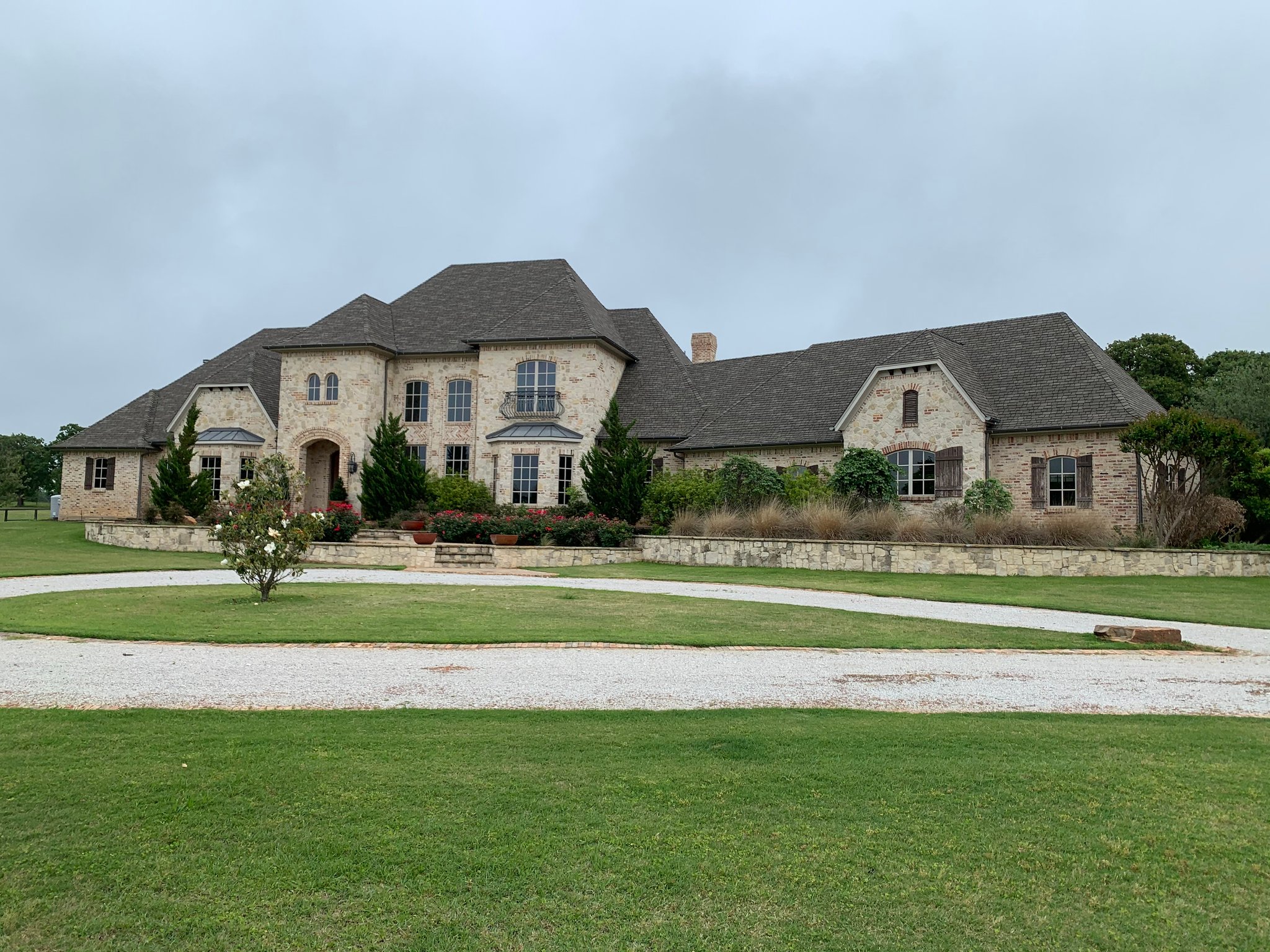 Bartonville House: 1051 Porter Rd