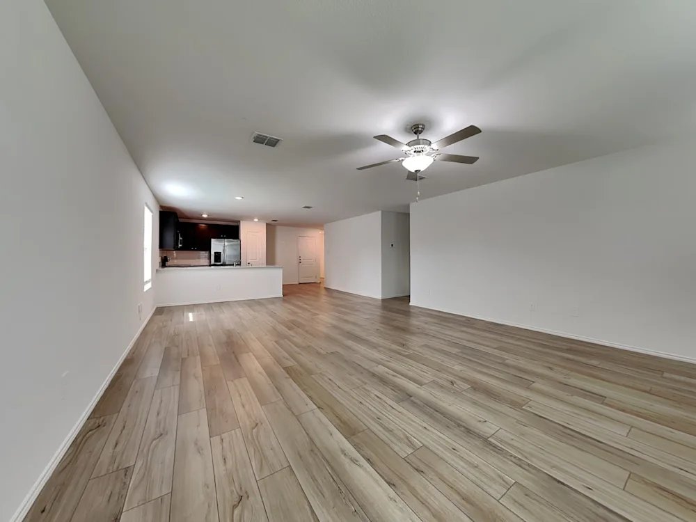 Dallas House: 10645 Sewell Cir
