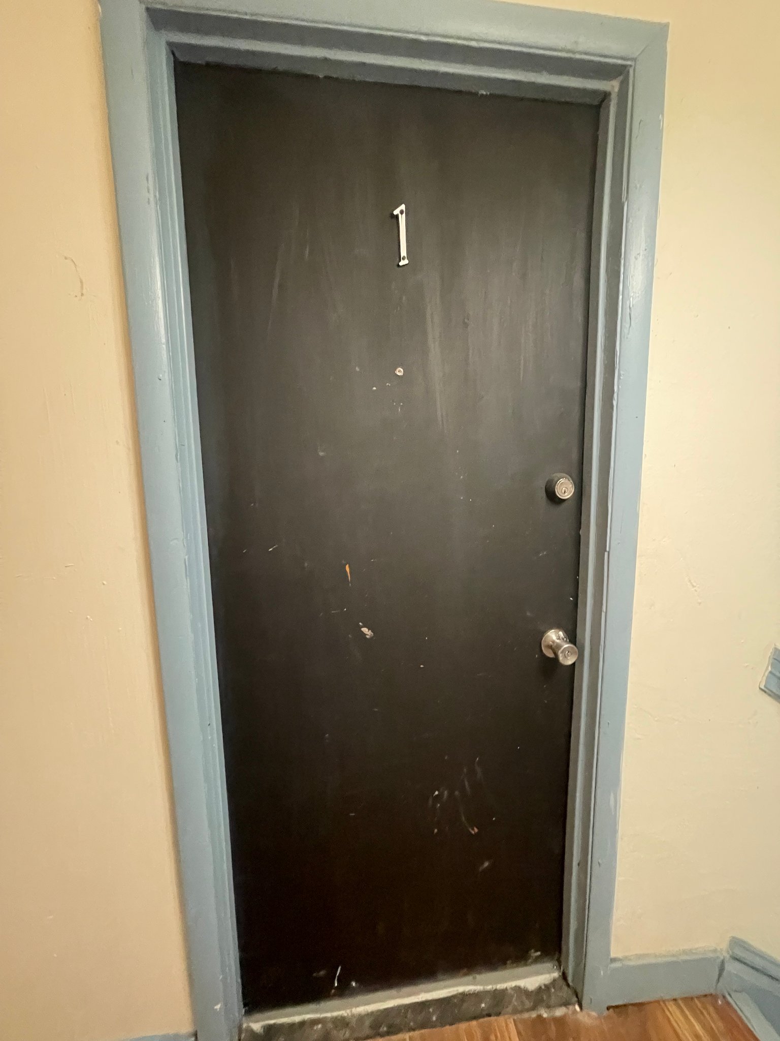 South Bend Apartment: 103 Memorial Unit 1