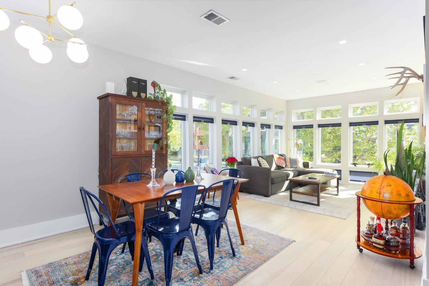 Washington Condo: 1001 Monroe St NW