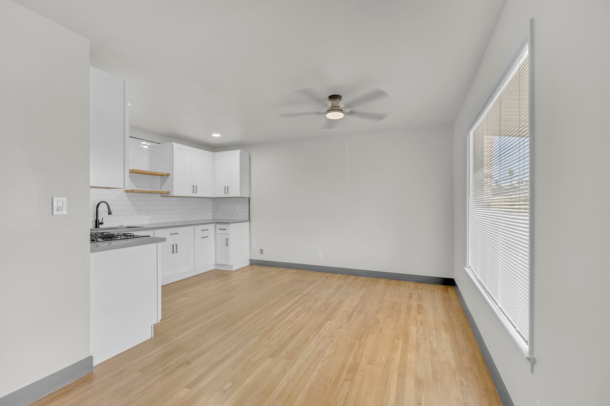 Bakersfield Apartment: 13754 Rosedale Hwy