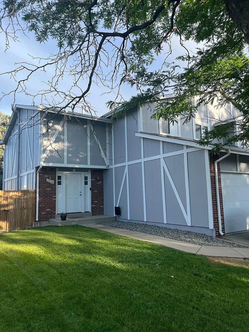 Englewood Townhome: 5576 S Lansing Way