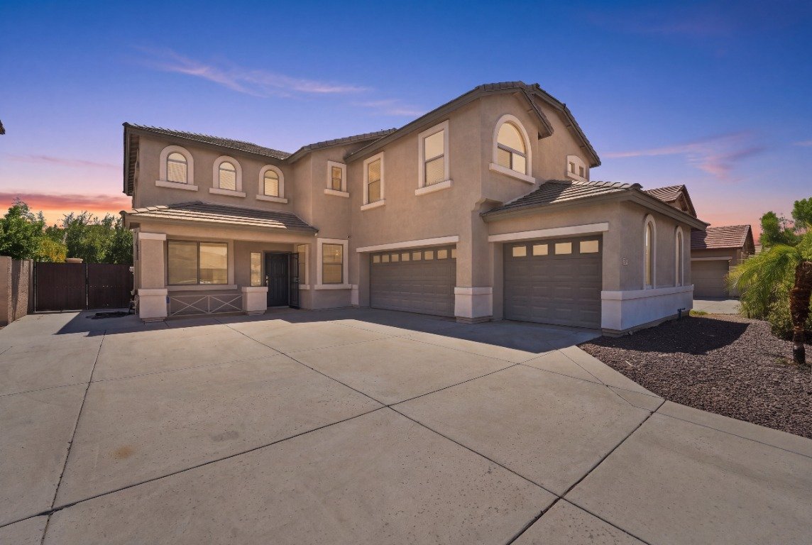 Glendale House: 5661 W Desert Jewel Dr