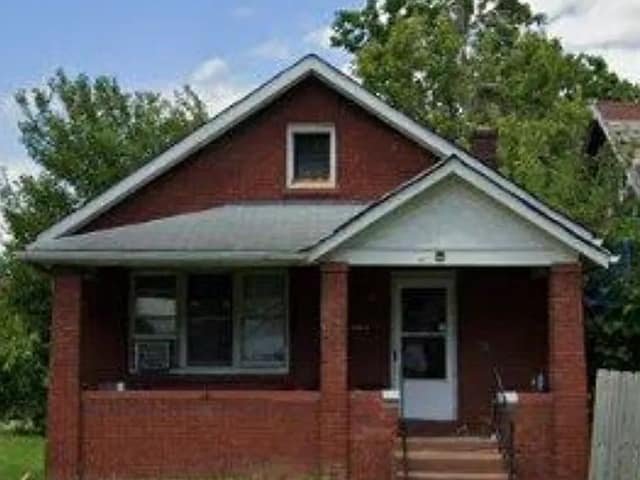 St. Louis House: 4931 Plover Ave