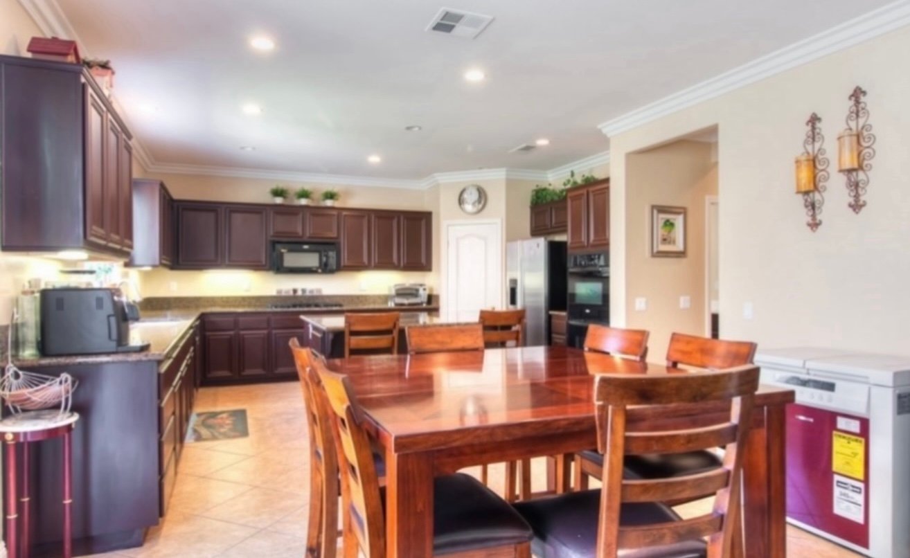 Eastvale Single Room: 13668 amberview pl
