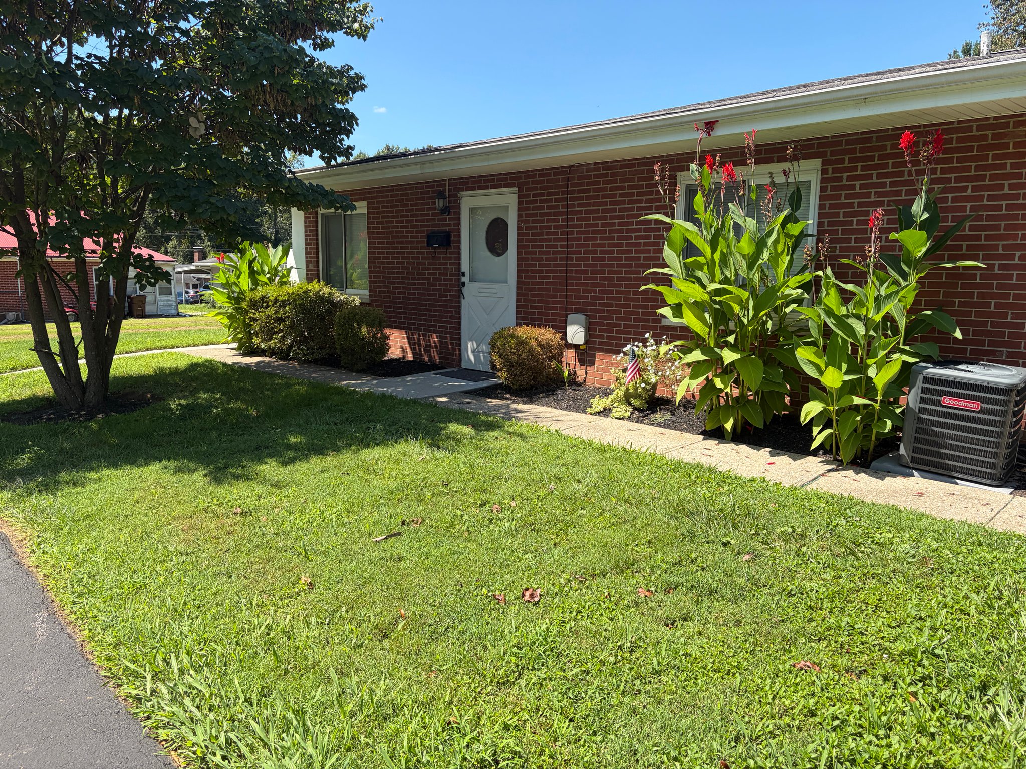 Batavia Apartment: 475 Old Boston Rd