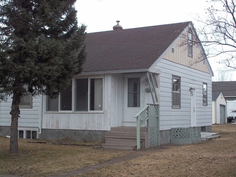 Chisholm House: 420 N.W. 9th street