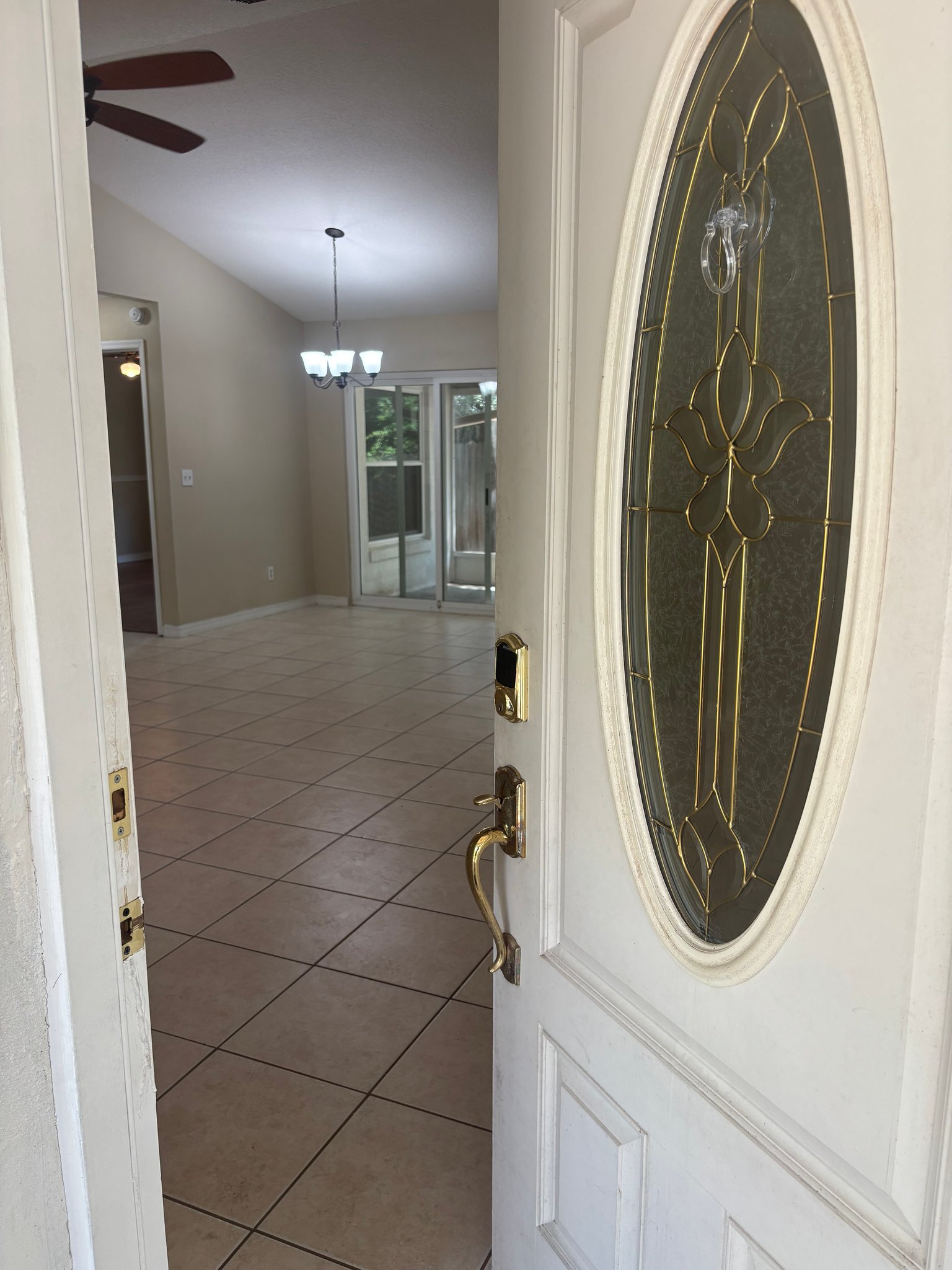 Minneola House: 201 E Baker Street
