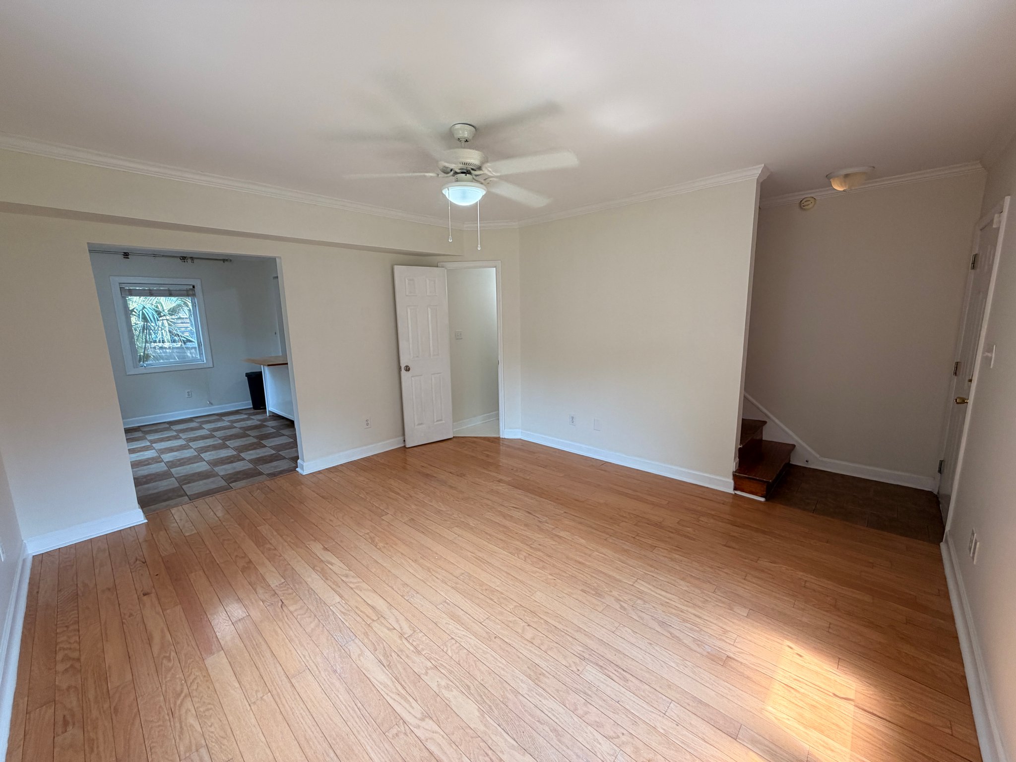 Charleston Townhome: 21 Hester Street