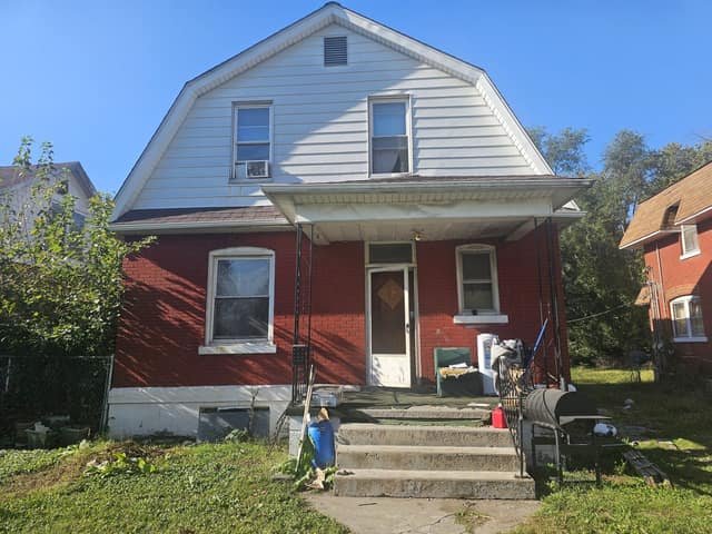East St. Louis House: 2636 Market Ave