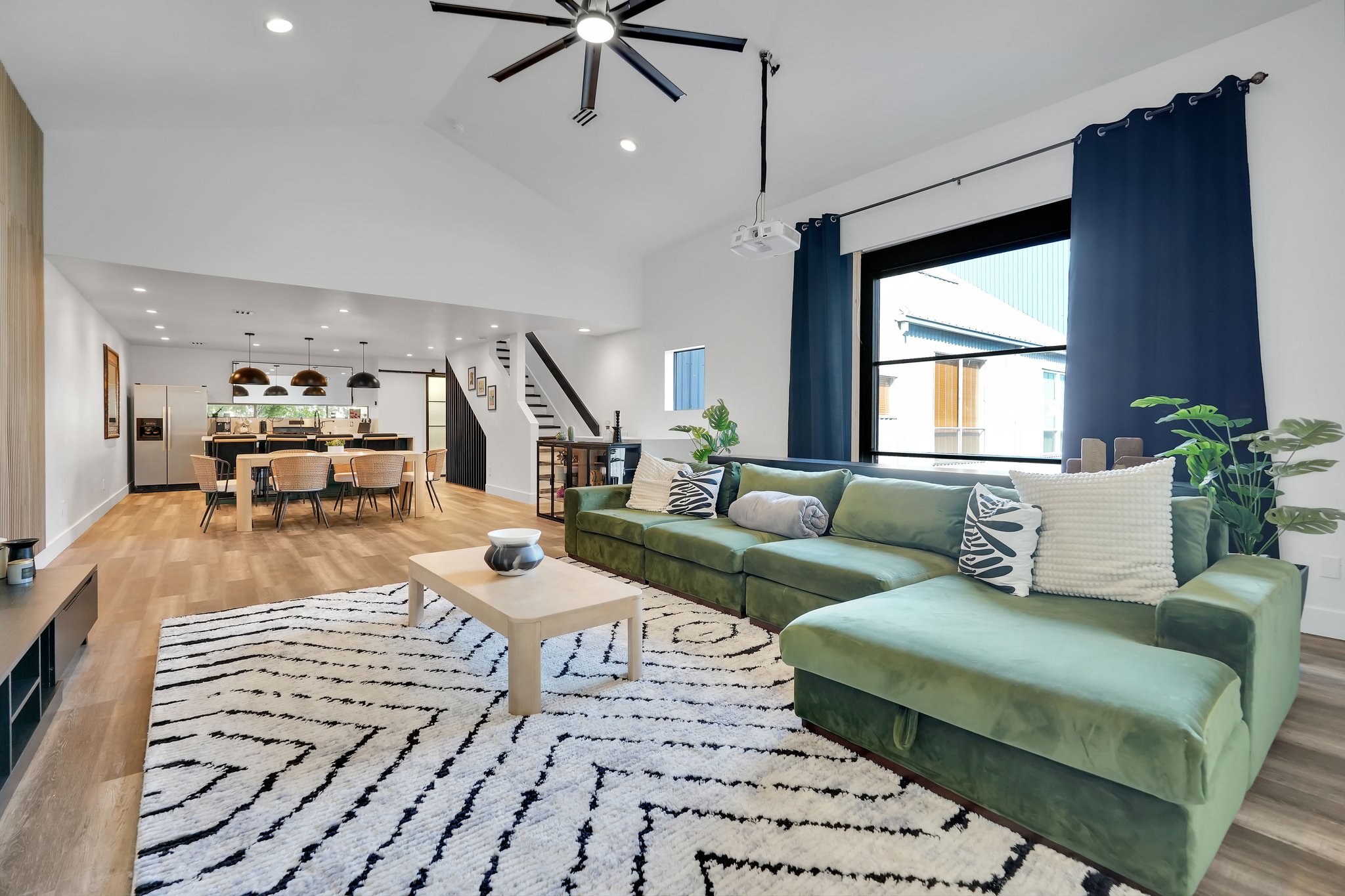 Houston Townhome: 2807 Jackson St