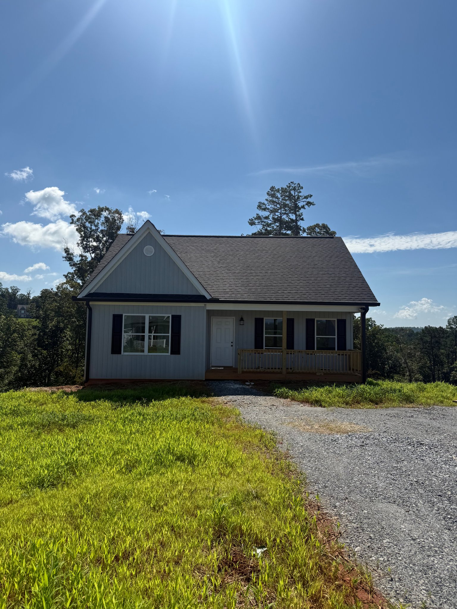 Dahlonega House: 395 Grand Oak Lane