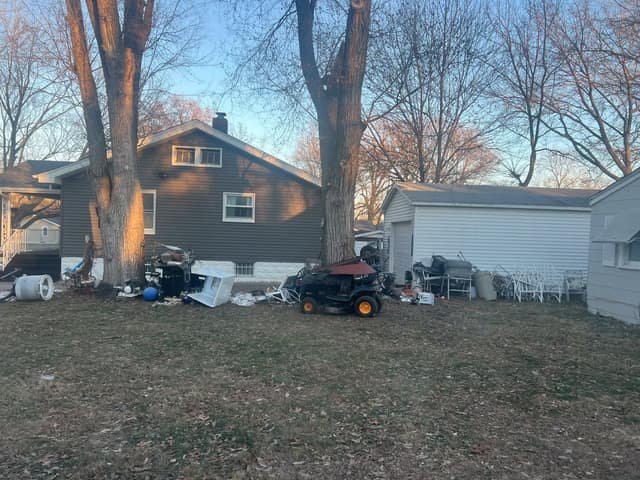 Decatur House: 1527 E Decatur St