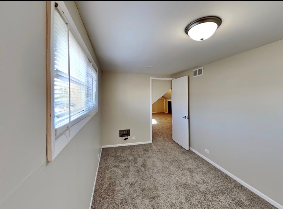 San Francisco House: 1030 Bush St
