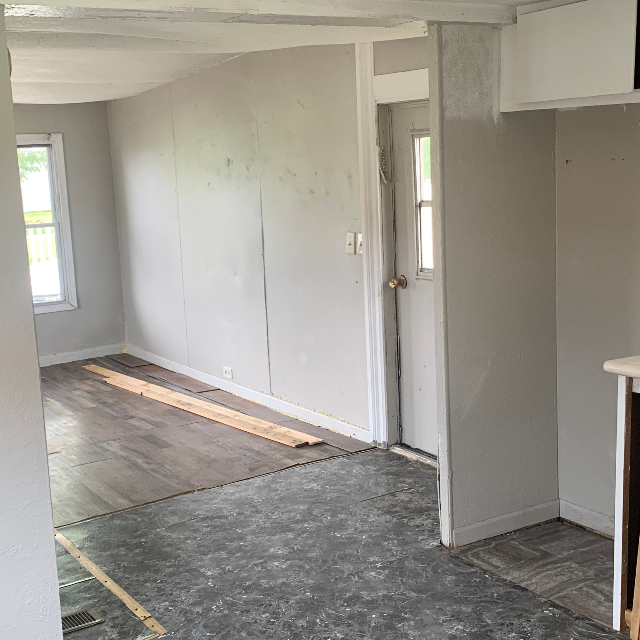 HICKSVILLE House: 418 elm street