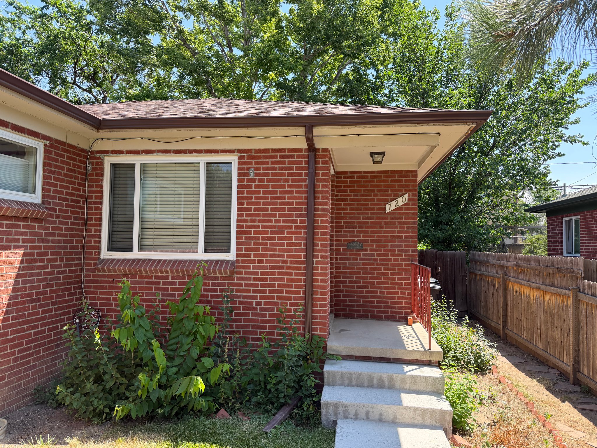 Denver House: 720 Poplar Street