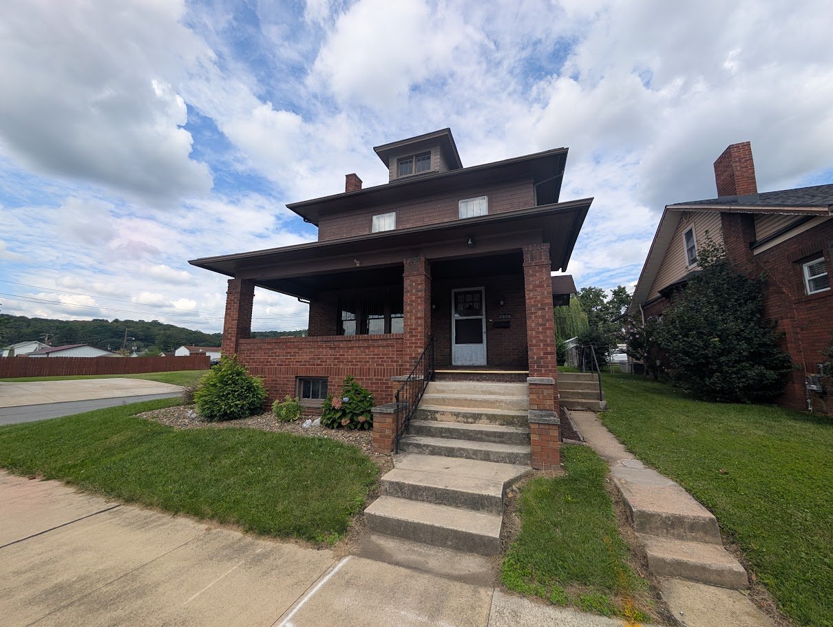Altoona House: 2908 Oak Avenue