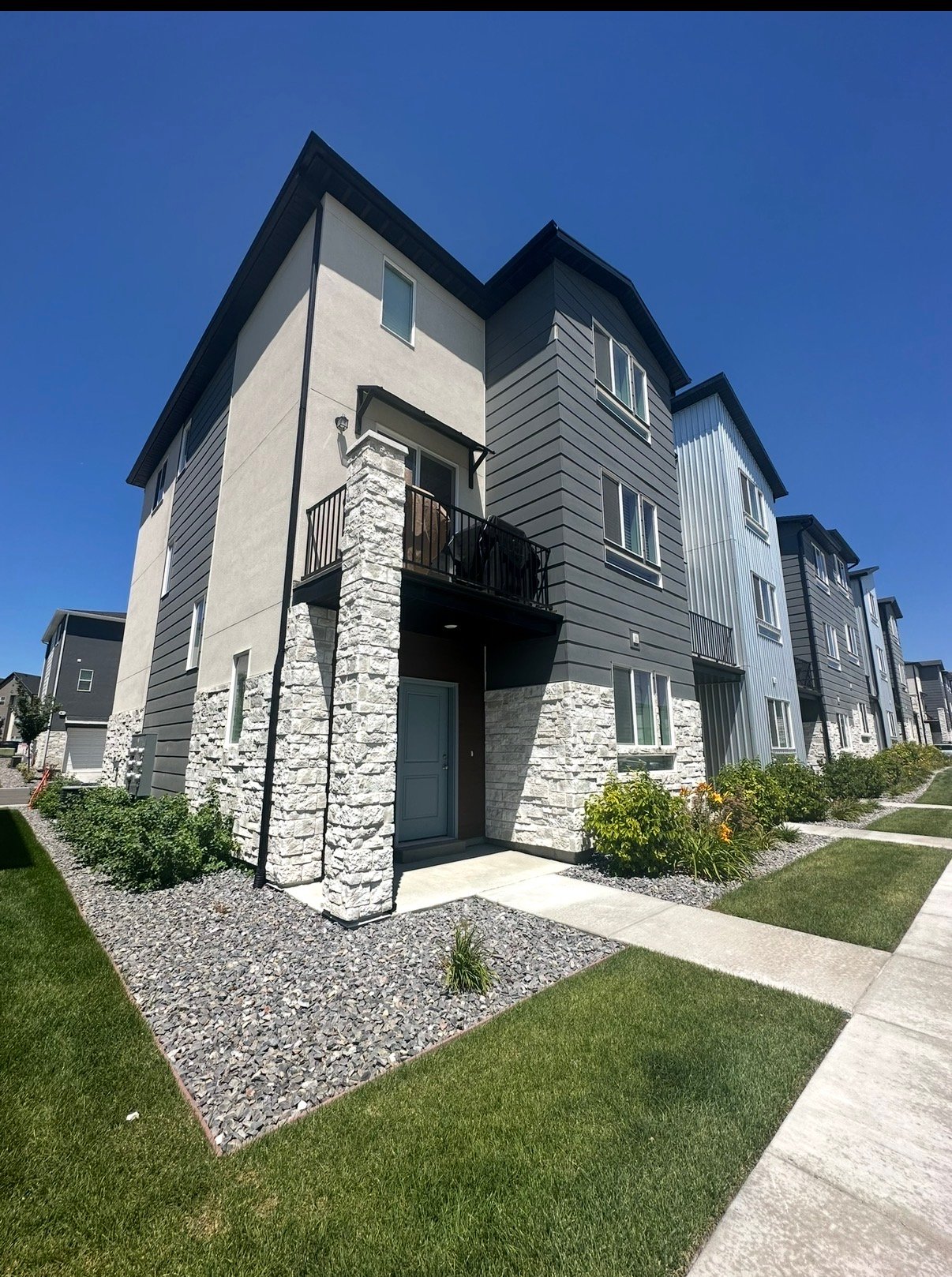 American Fork Townhome: 1023 w 360 s