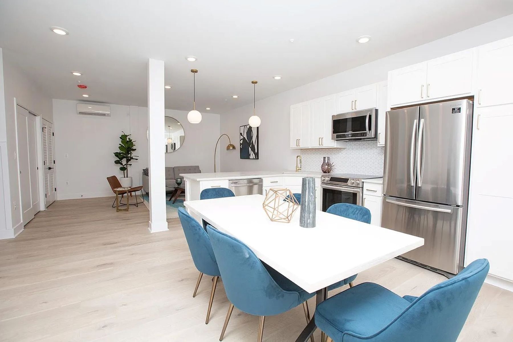 Baltimore Apartment: 1617 Eastern Avenue