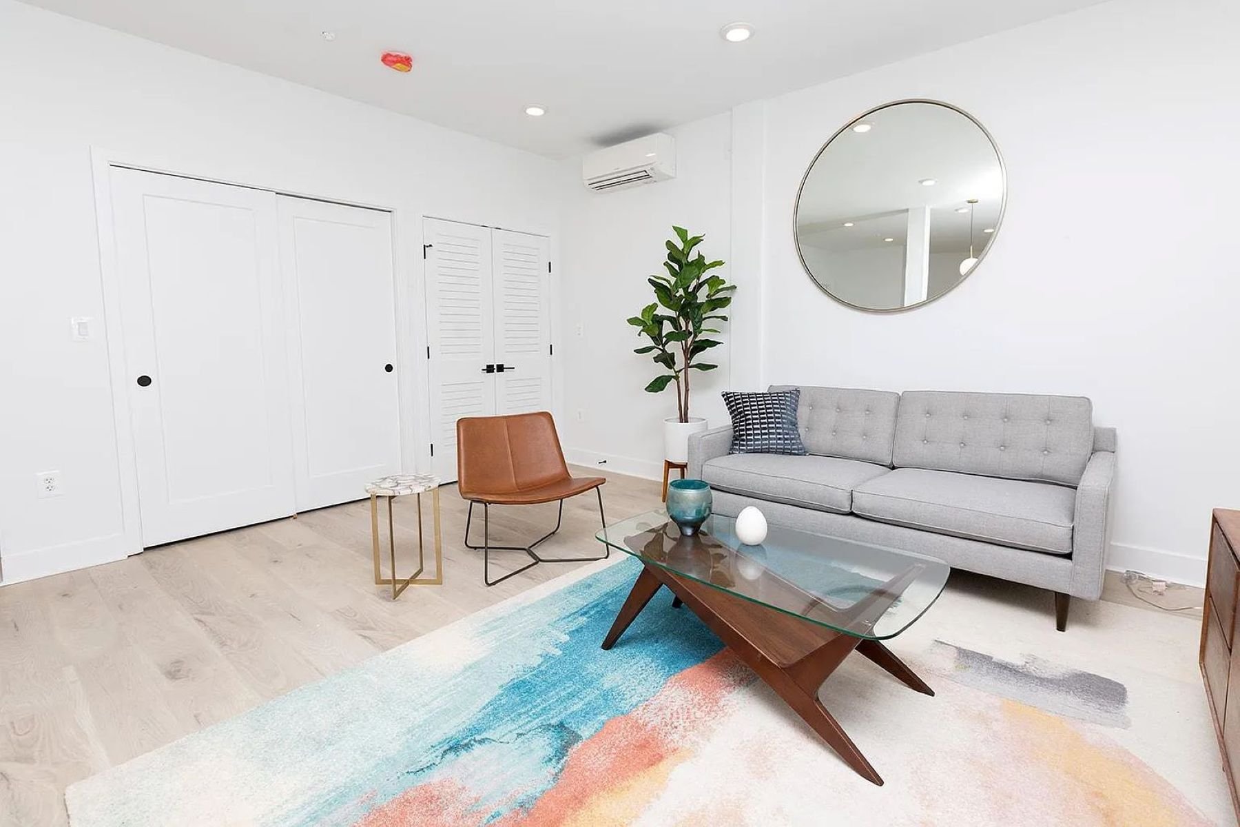 Baltimore Apartment: 1617 Eastern Avenue