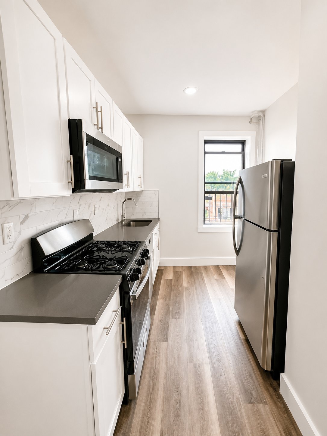 Jersey City Apartment: 158 Bergen Ave