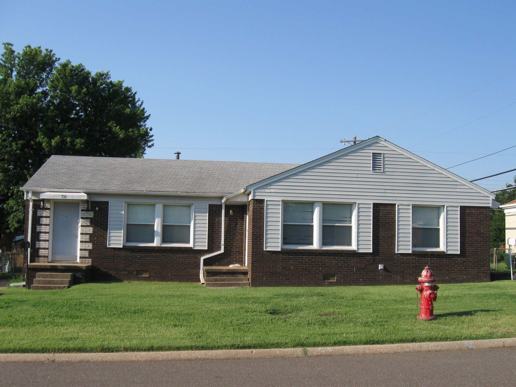 Midwest City Multiplex: 526 E Harmon Dr