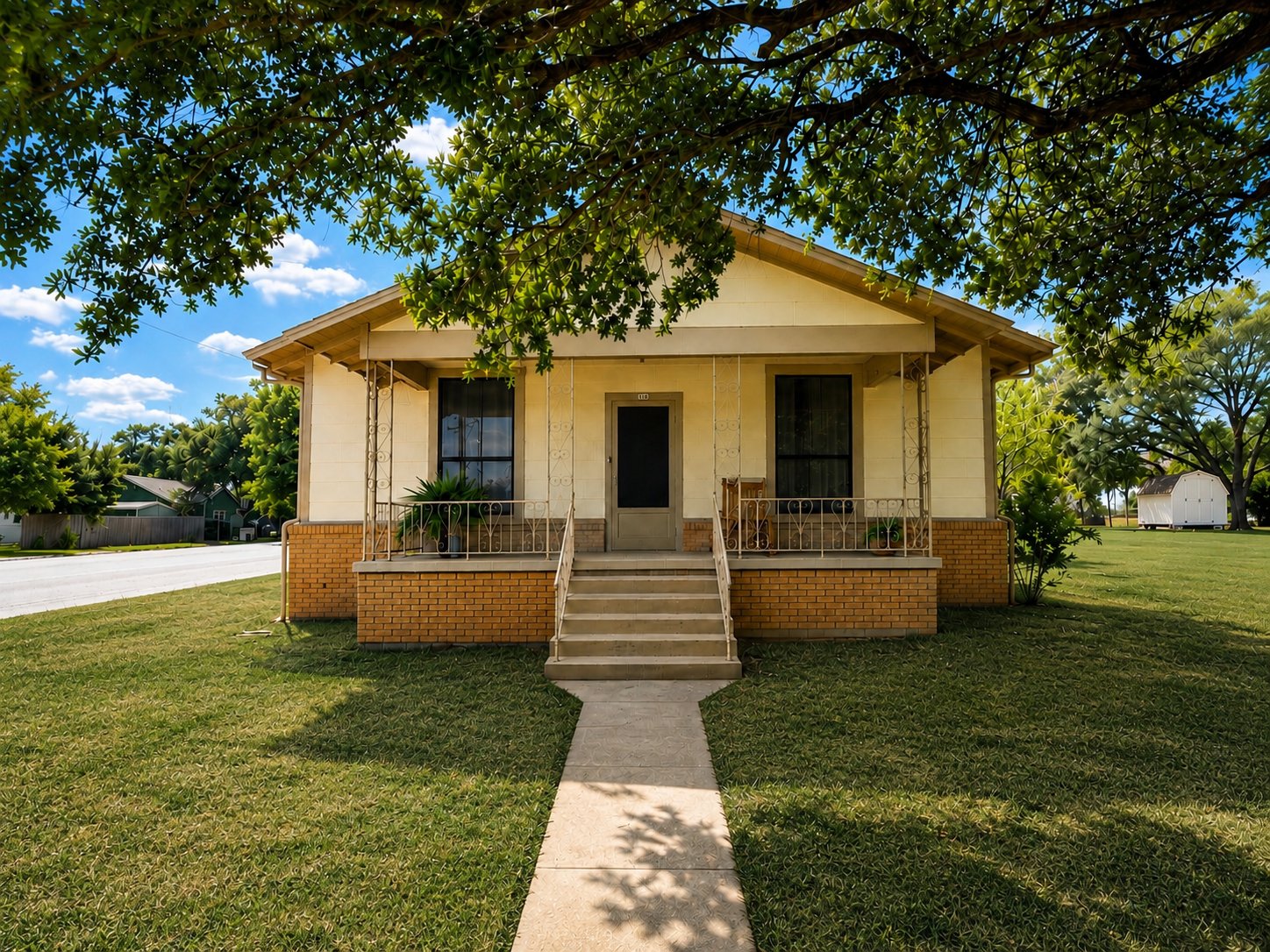 Giddings House: 293 S Madison St
