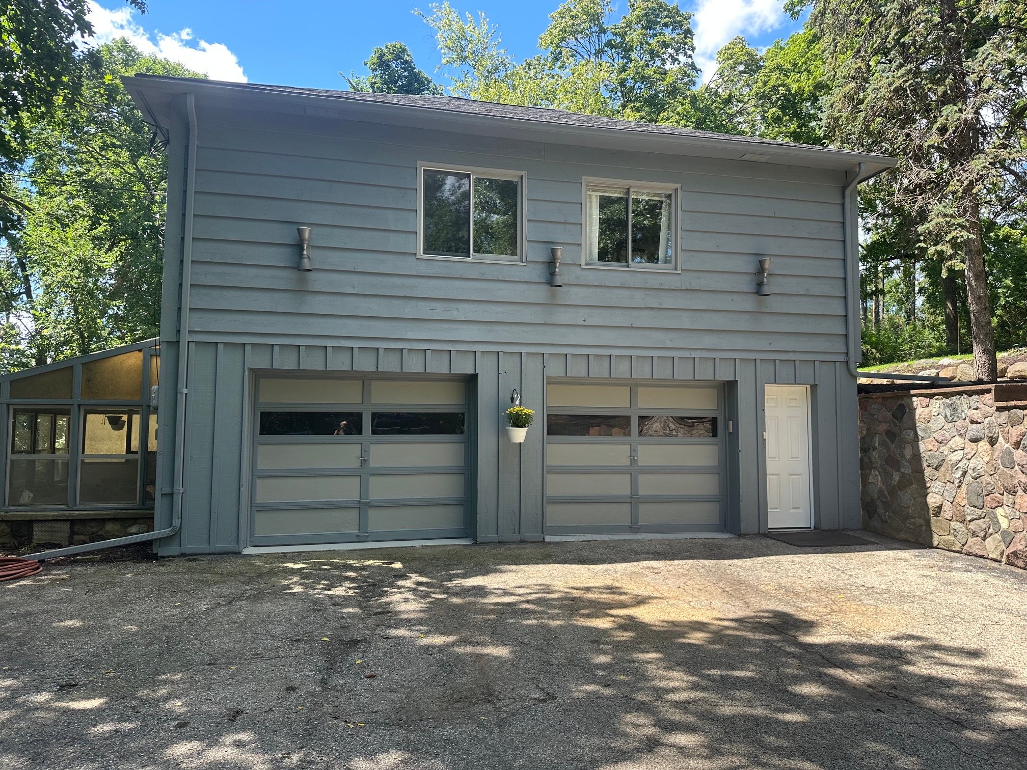 Lake Geneva House: 2642 Hwy 120