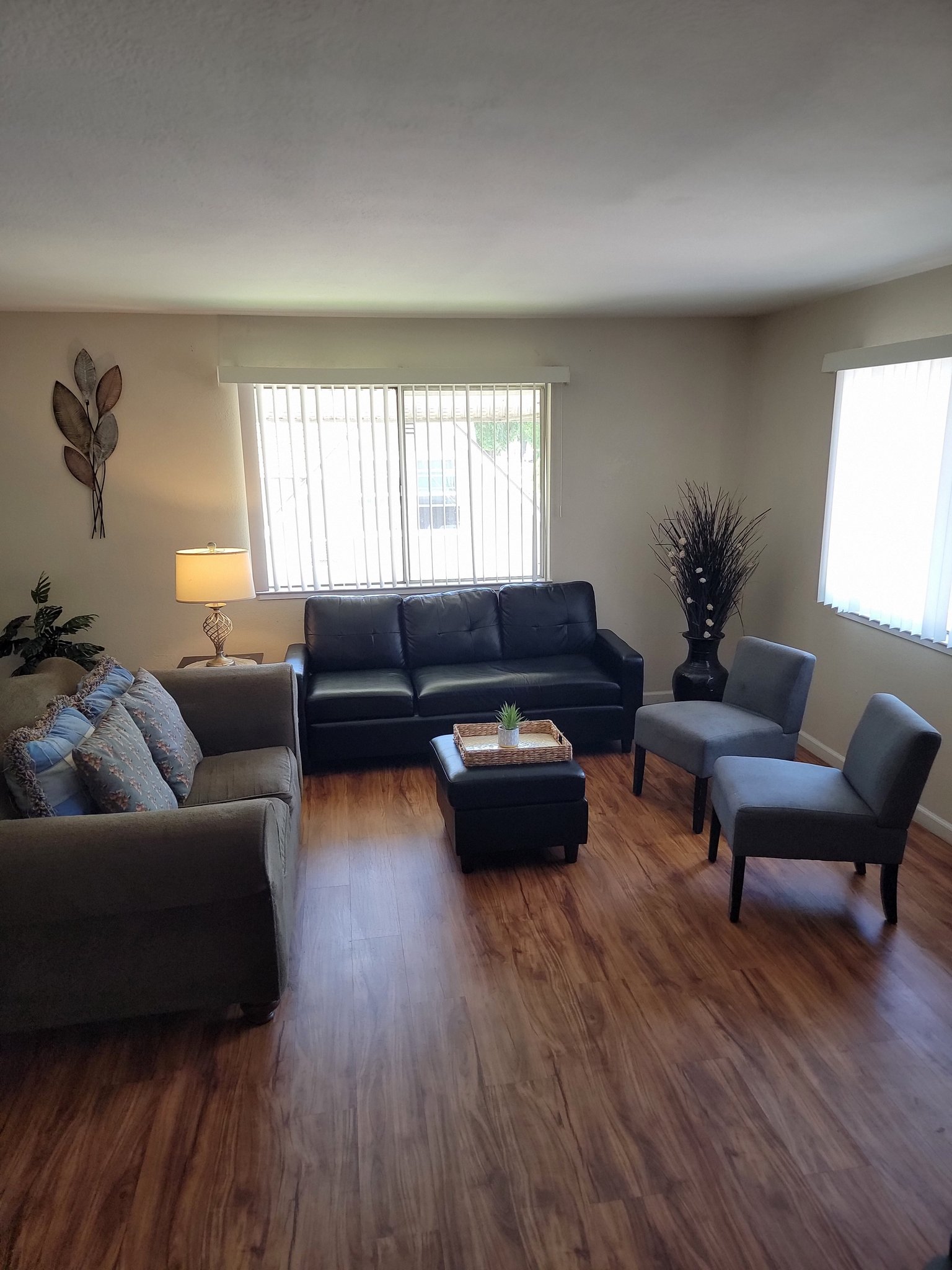 Modesto Multiplex: 1047 Coldwell Ave