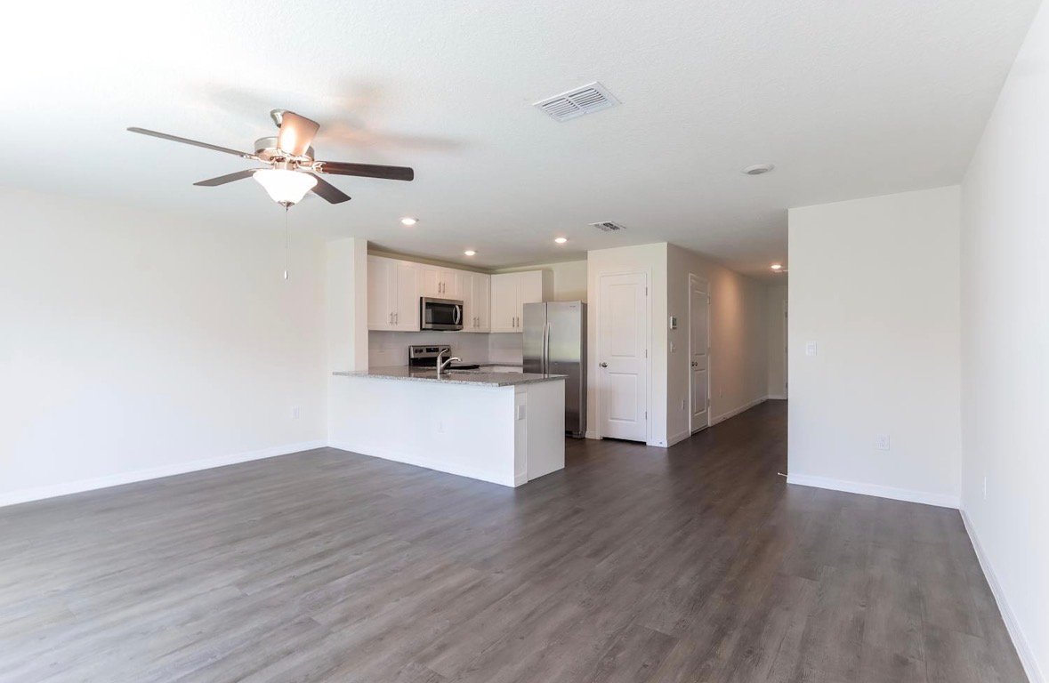 Tampa House: 3648 Fulton Ferry Ln