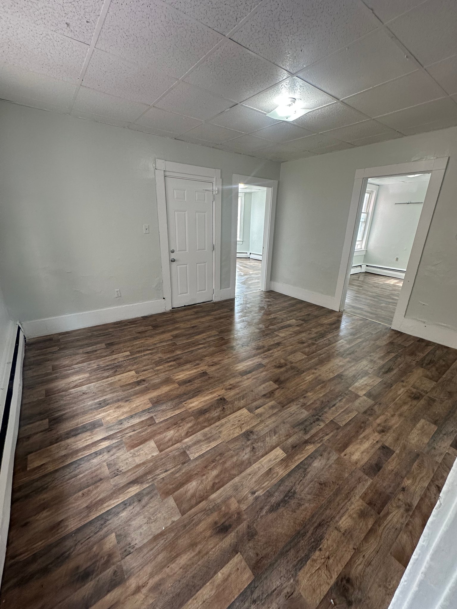 Lewiston Apartment: 50 Knox St