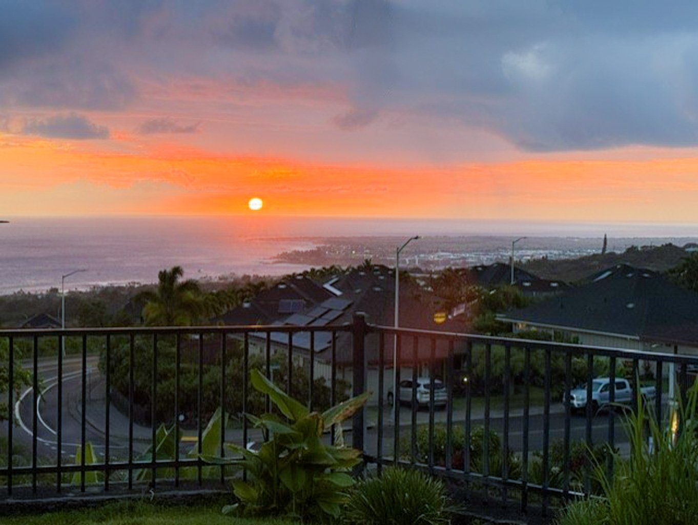Kailua Kona House: 75-676 Lalii Pl