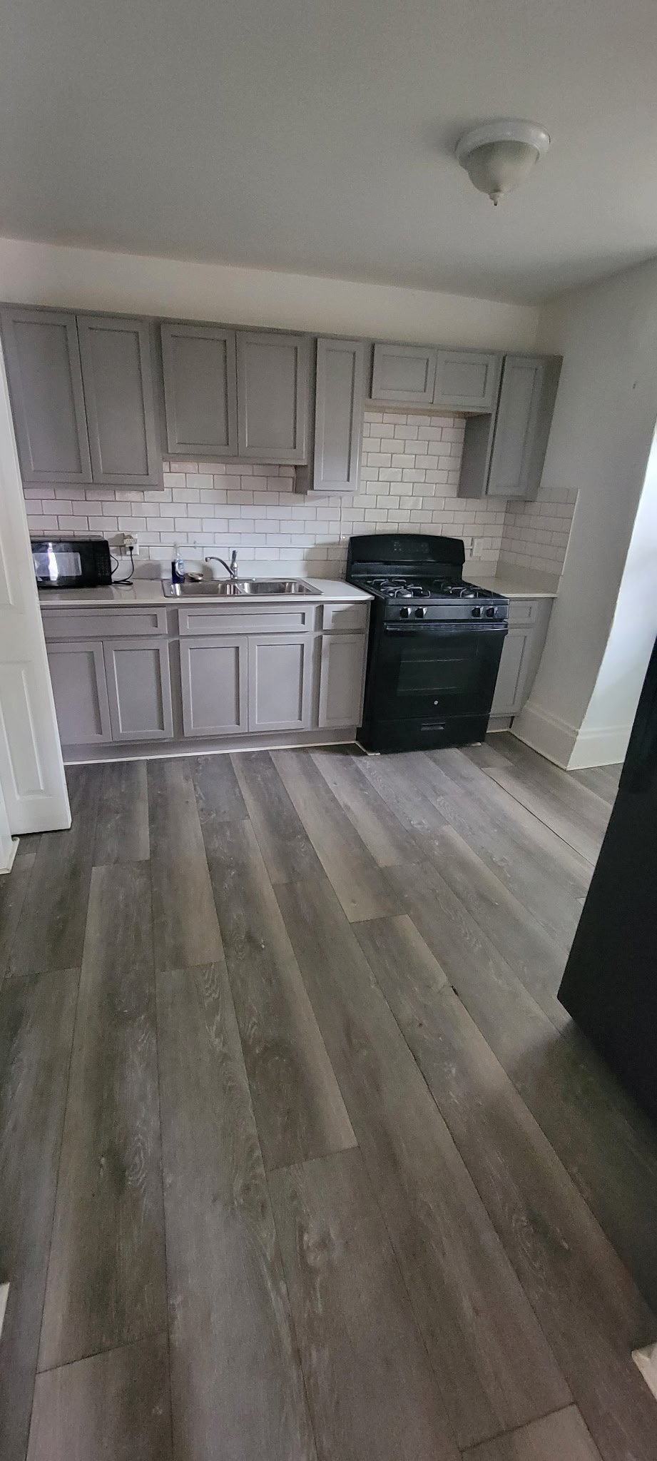 Algonac Apartment: 1523 St Clair River Drive