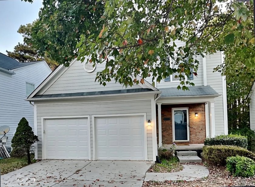 KENNESAW House: 424 BOTTTESFORD CIR