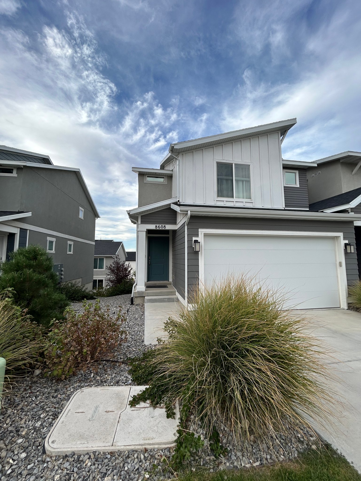 Magna Townhome: 8608 W. Bowie Dr.