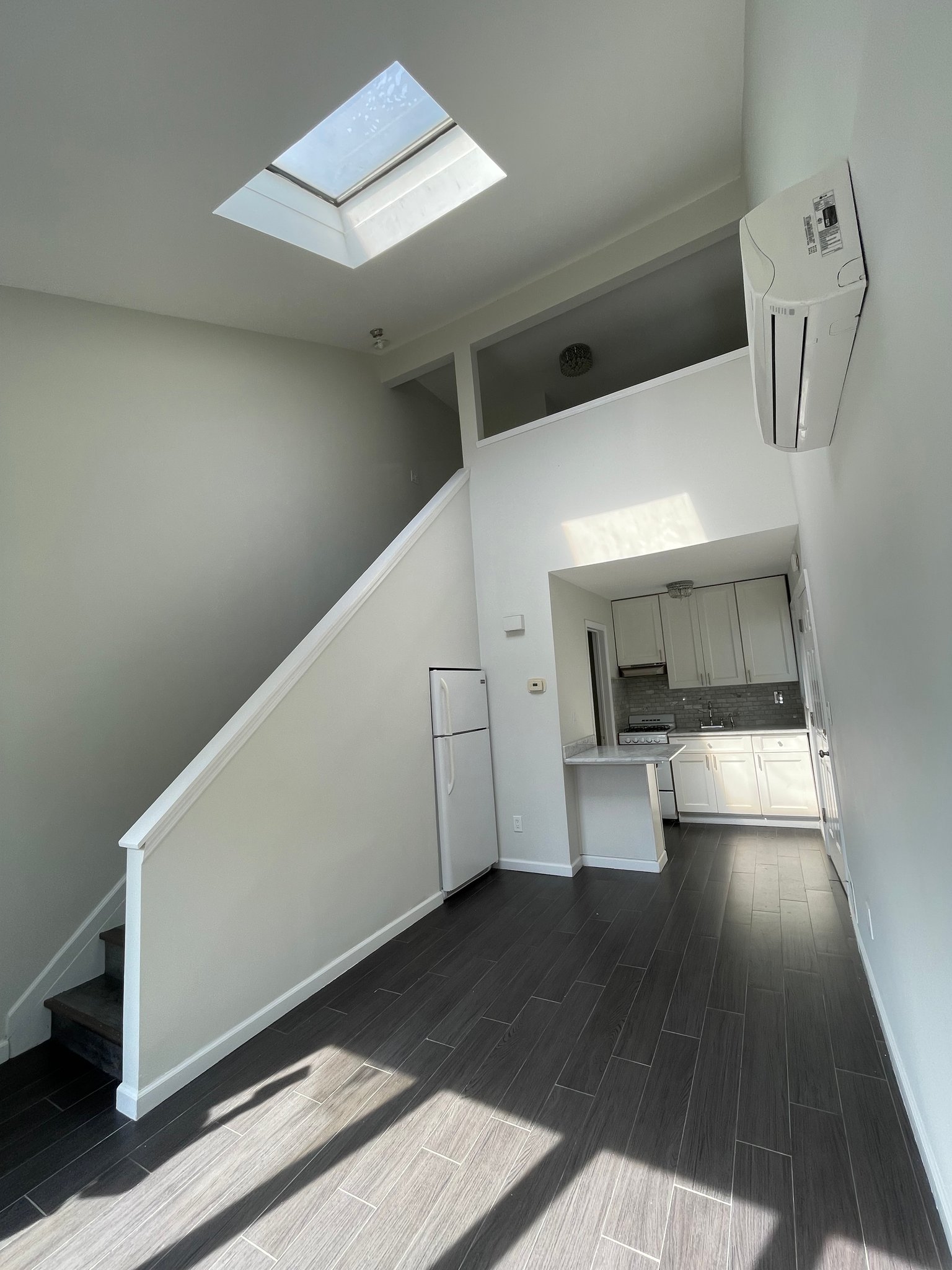 Staten Island House: 55 Cebra Ave