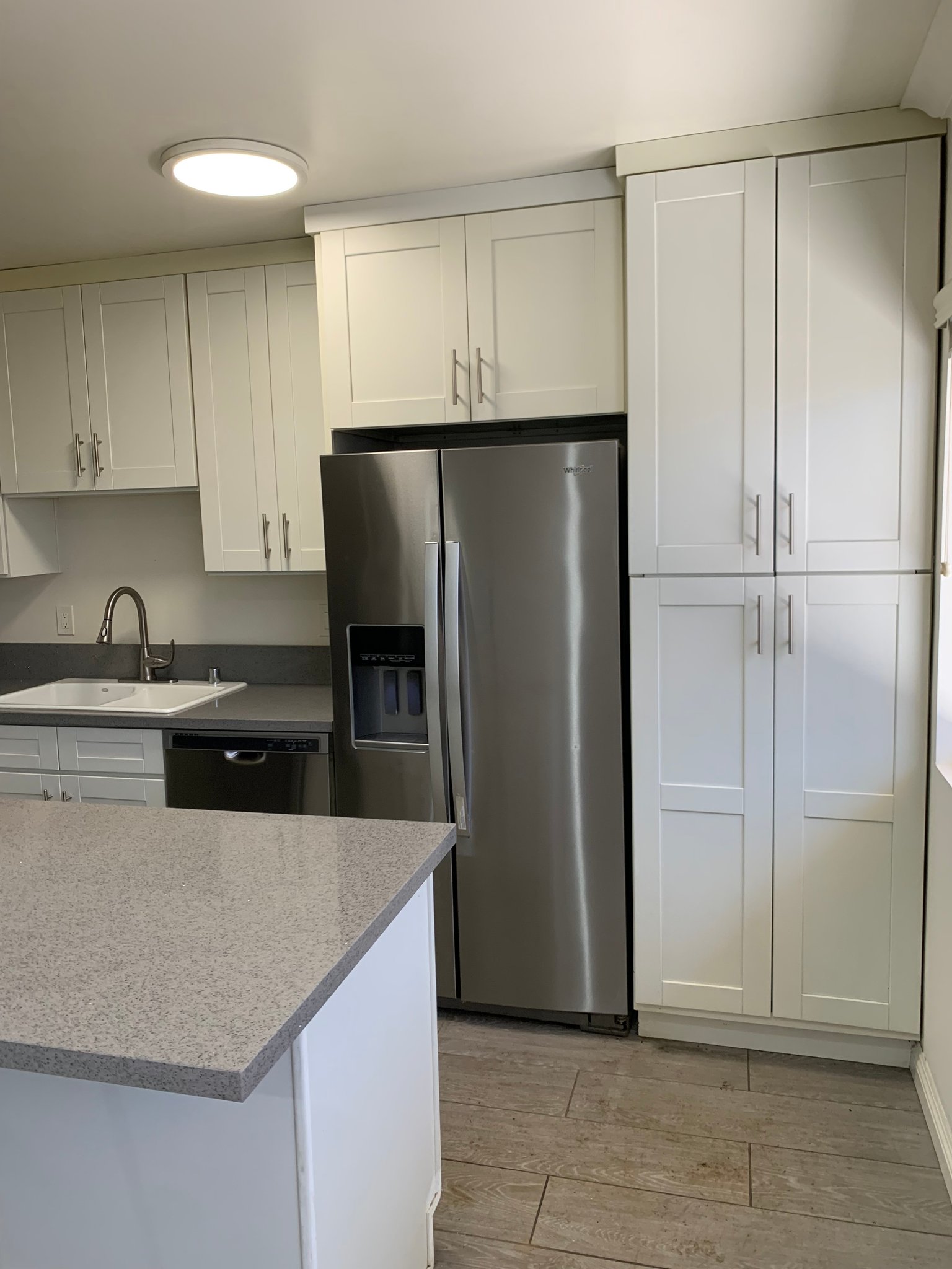 Los Angeles Apartment: 951 N Oxford Ave