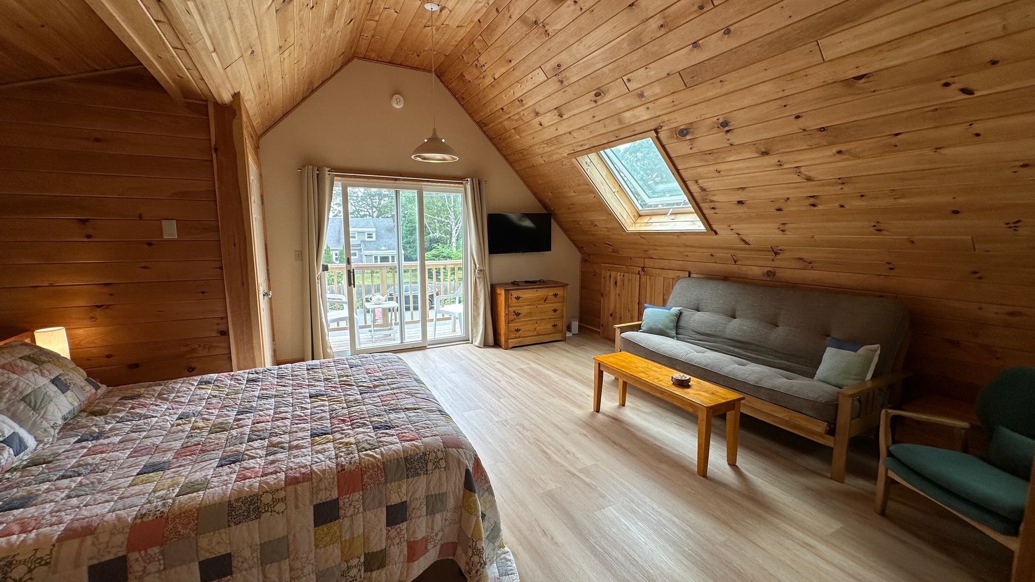 Freeport House: 77 maquoit drive