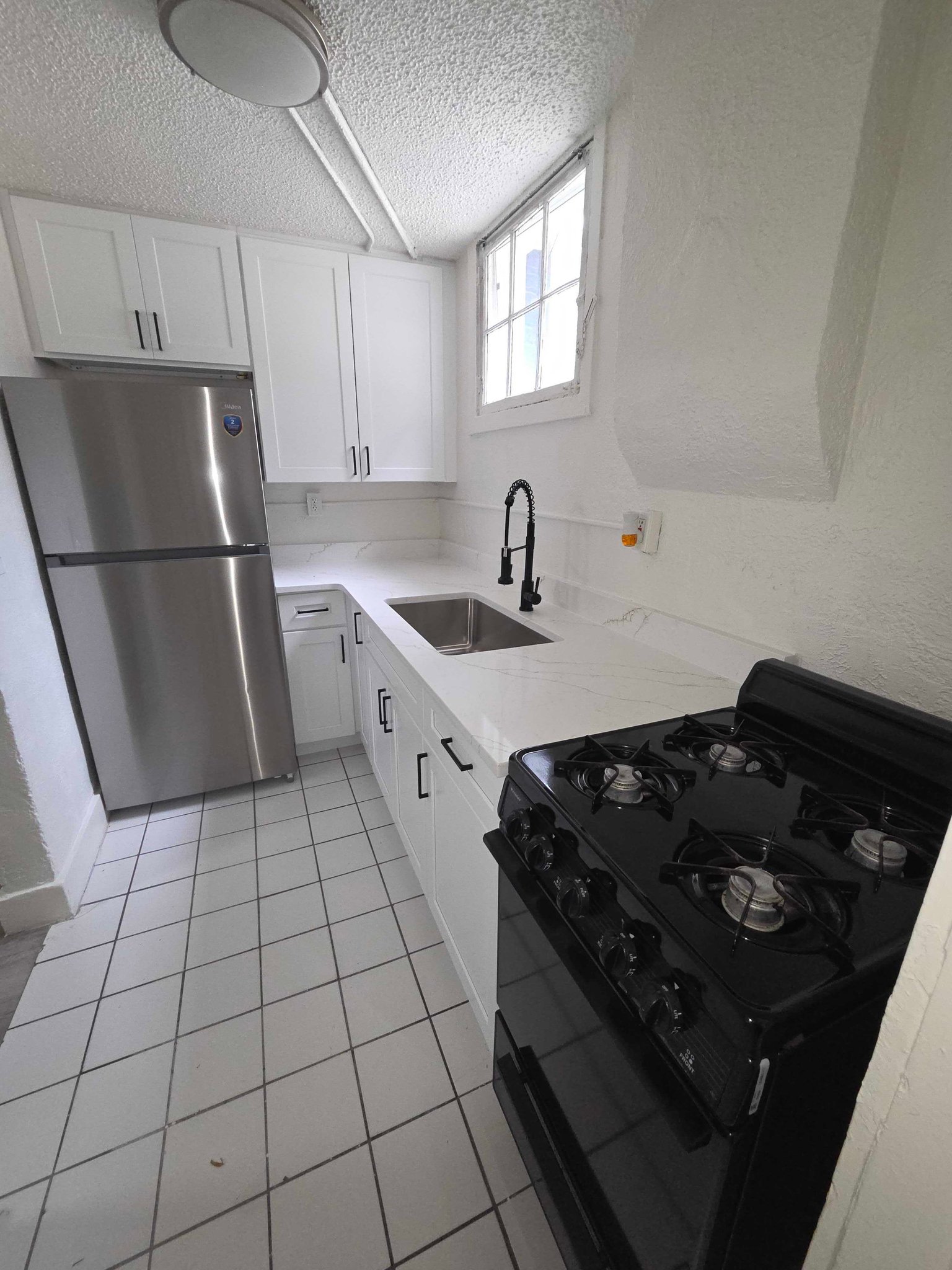 Salt Lake City Apartment: 828 E 100 S