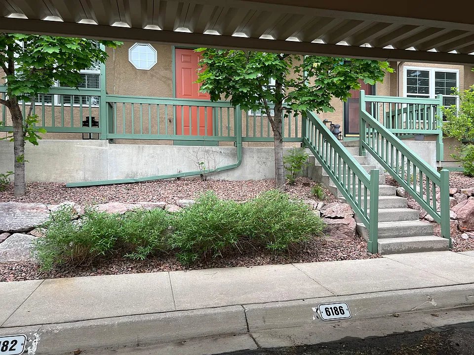 Colorado Springs Townhome: 6170 Colony Circle