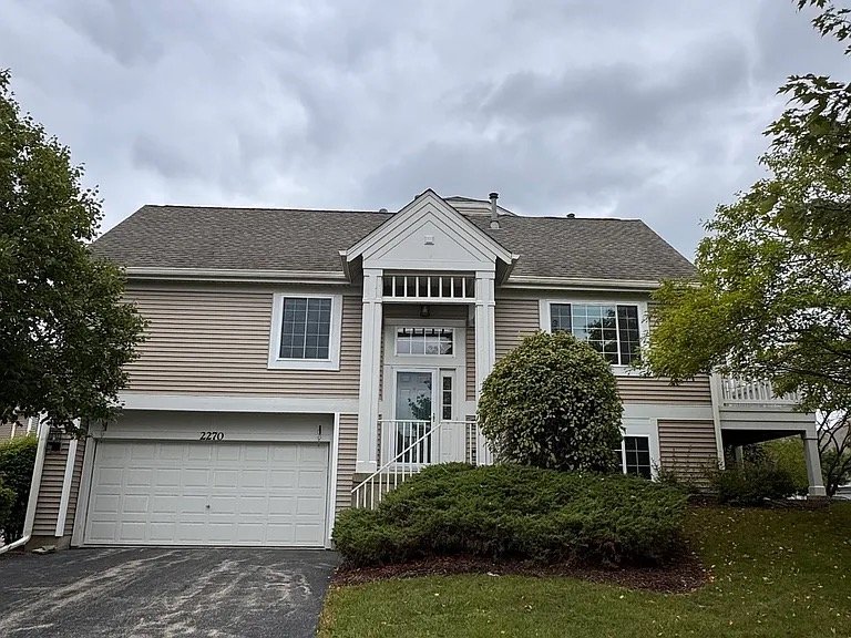 Aurora House: 2270 Twilight Dr