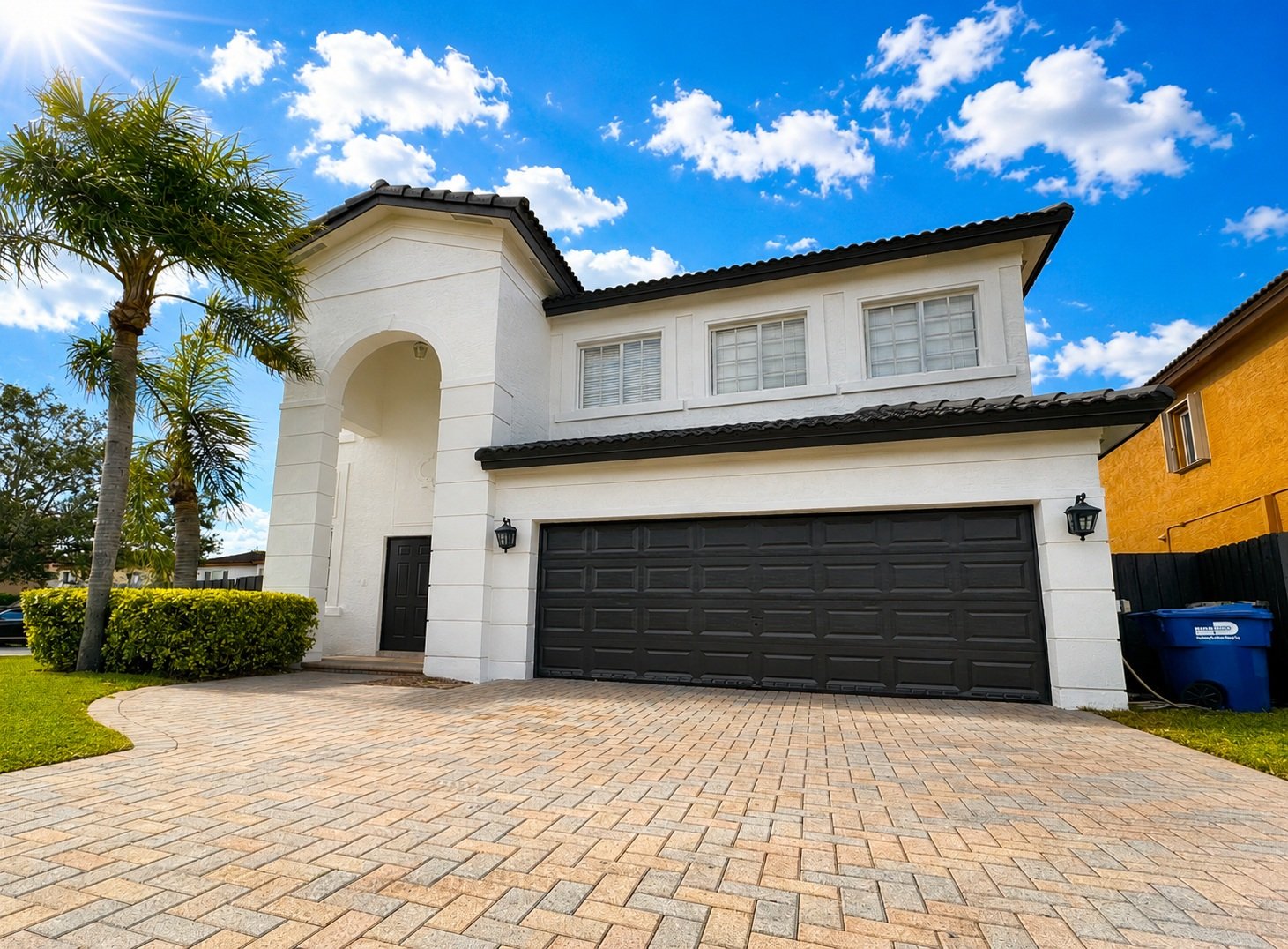 miami House: 15813 SW 140 ST