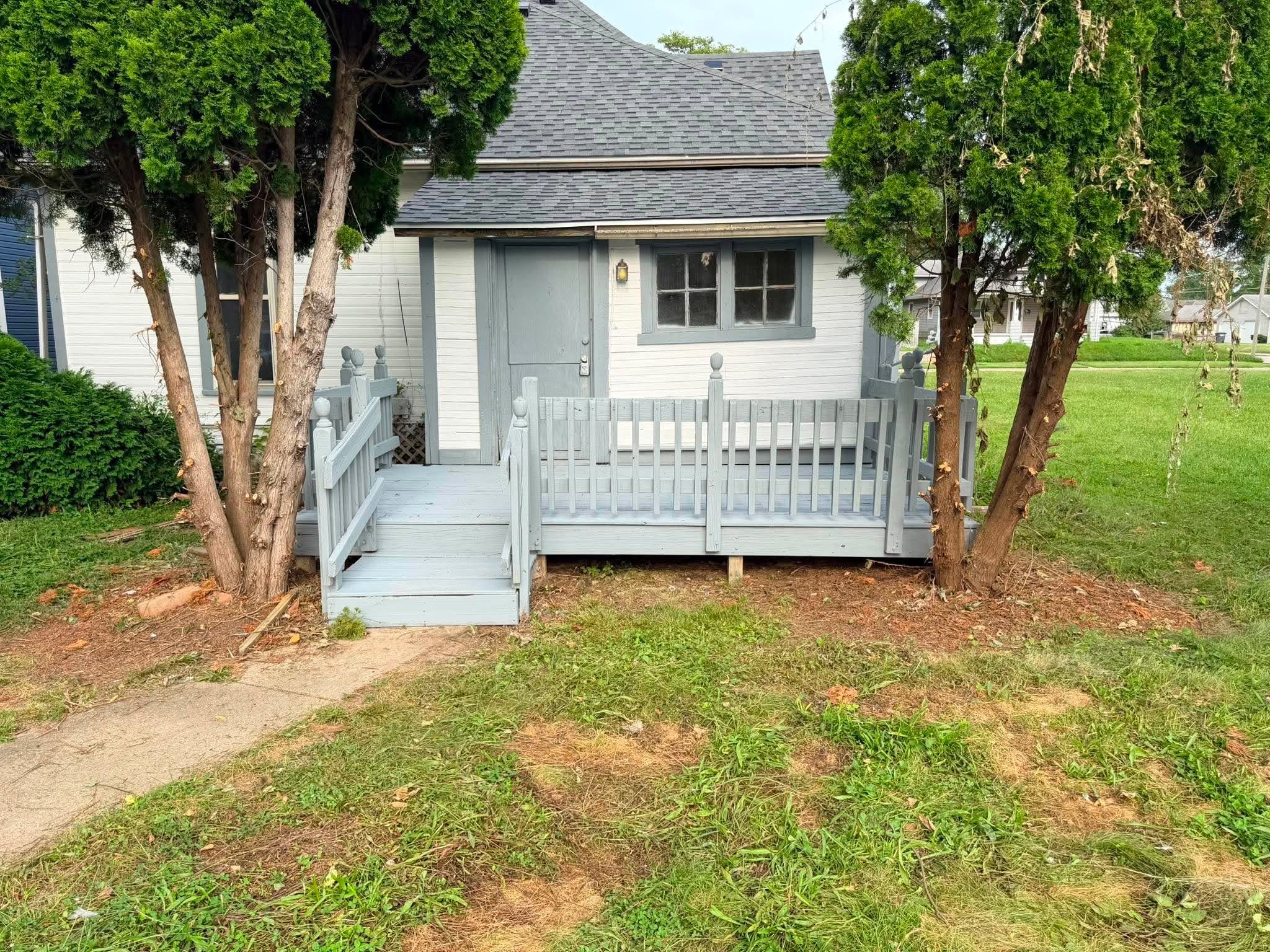 Kokomo House: 633 South Apperson Way