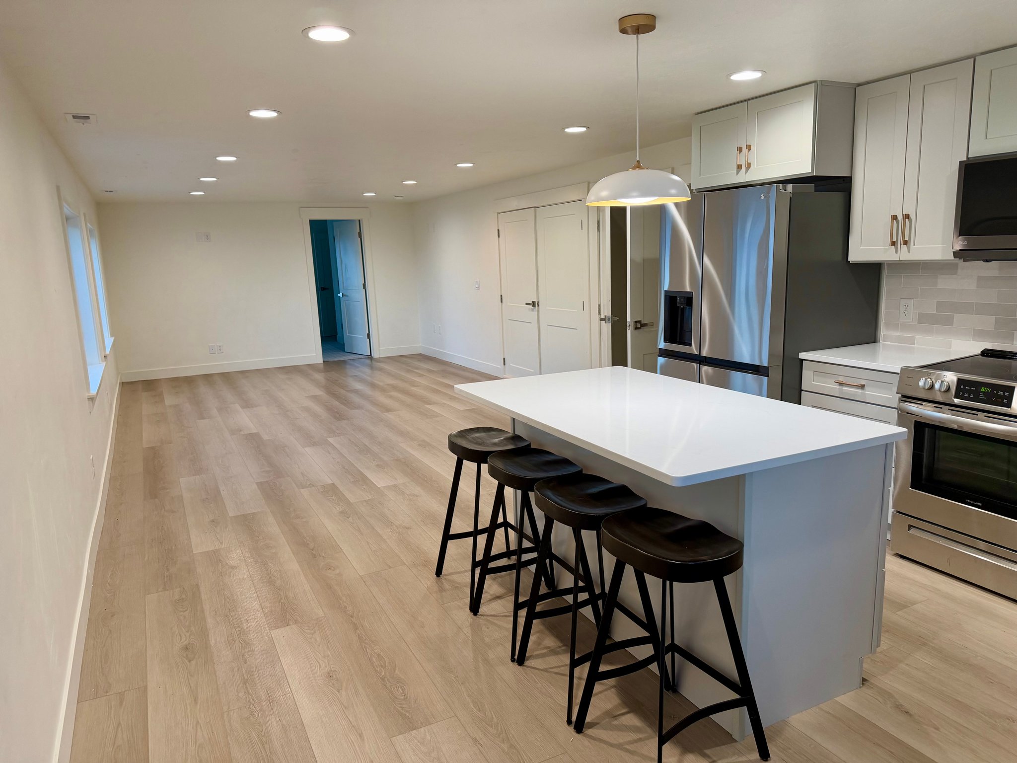 Lehi House: 63 w 1570 s