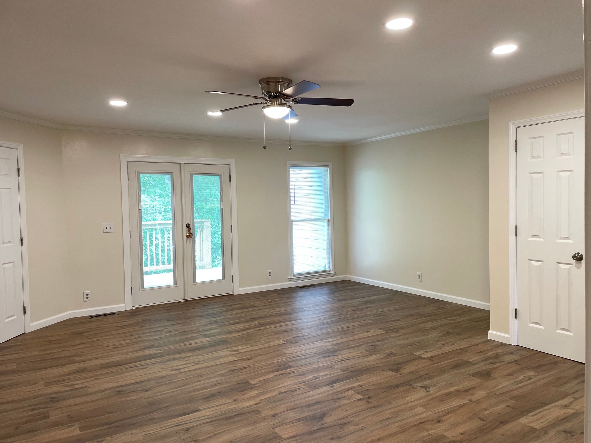 Antioch Townhome: 306 Leisure Ct