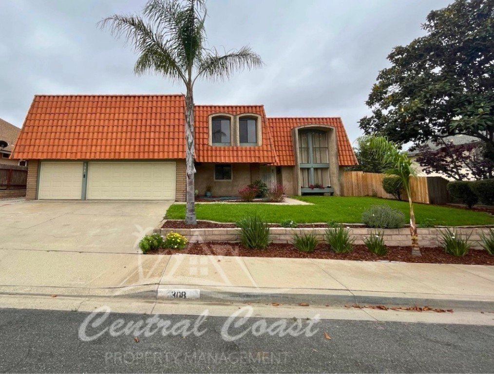 Santa Maria House: 0 Wisteria Dr