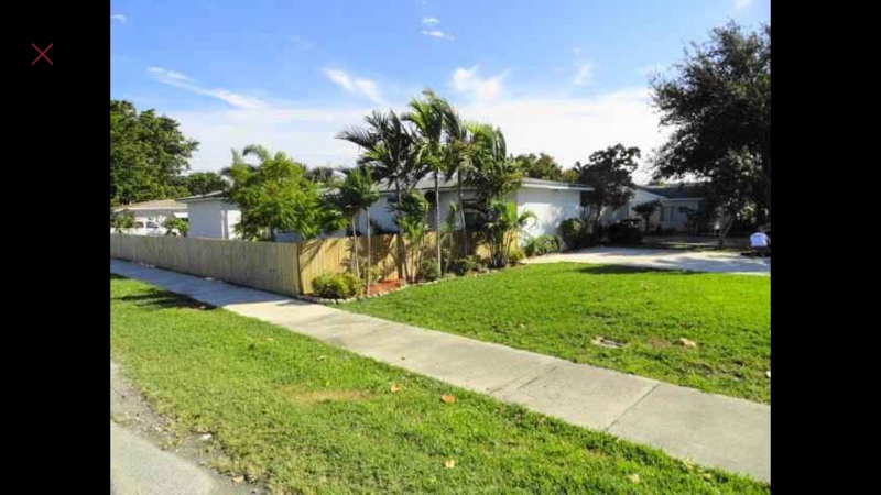 Pompano Beach Multiplex: 720 NE 11th Ave Unit 2