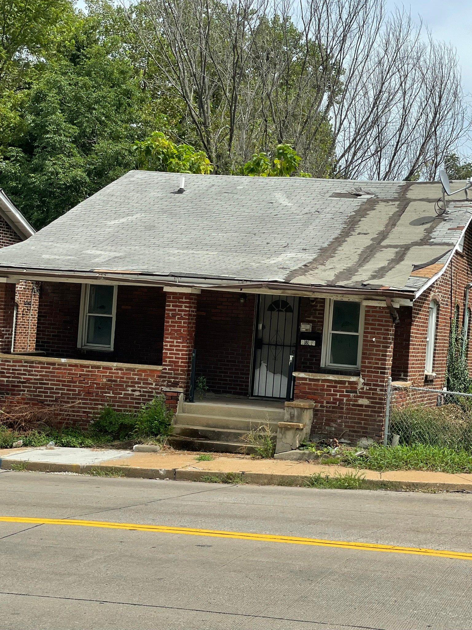 St. Louis House: 1830 Kienlen Ave